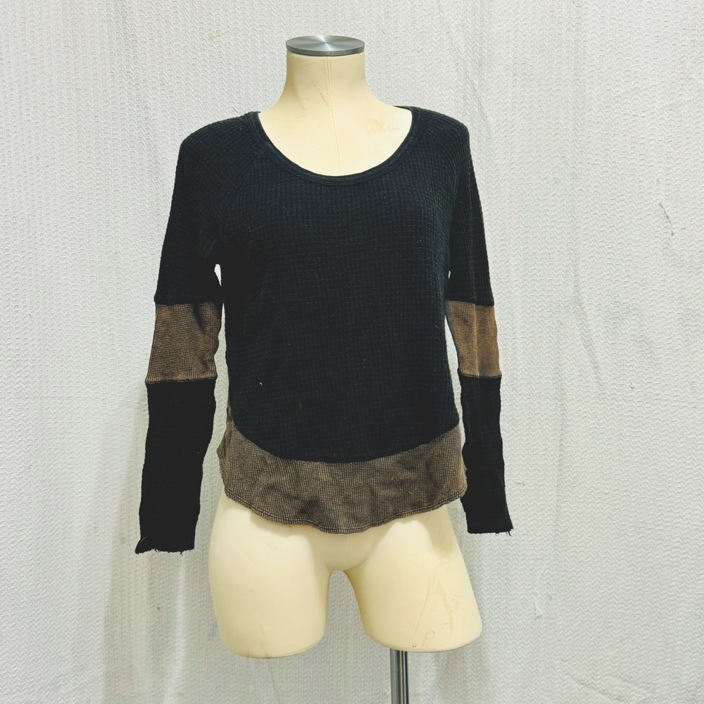 We the Free / Free People TP x XS Long Sleeve Two Color Shirt